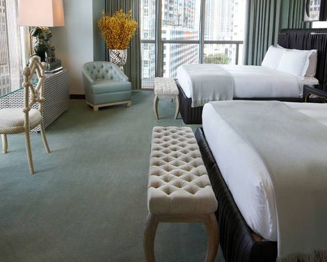 W Miami