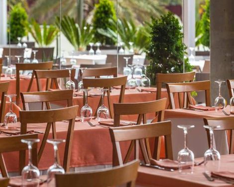 Costa Encantada Resort & Suites
