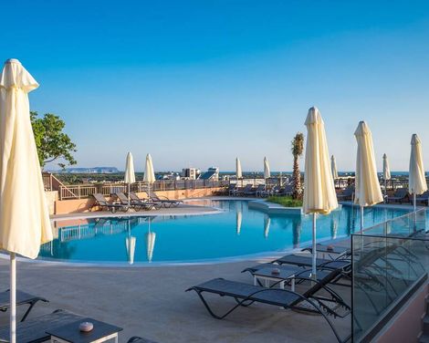 Hotel Pyriá