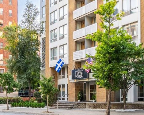Hotel Faubourg Montreal