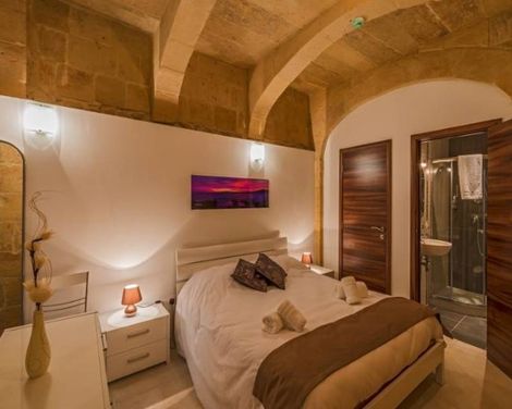 Tritoni Harbour Suites-2