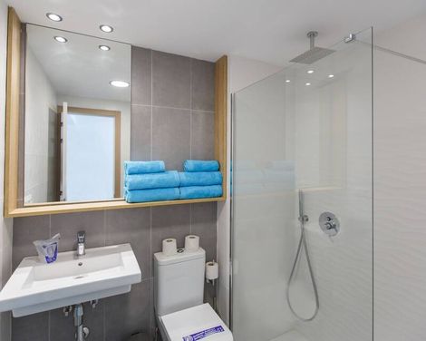 Apartamentos Walhalla-0