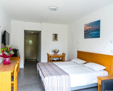 Helios Bay Hotel and Suites