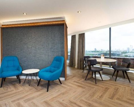 Roomzzz London Stratford