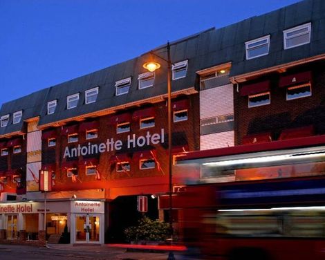 Antoinette Hotel