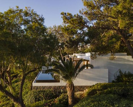 Minos Beach art hotel