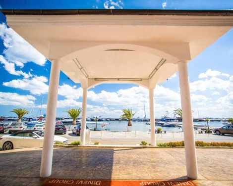 Hotel Palace Marina Dinevi