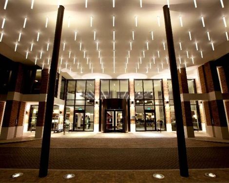 Hilton London Heathrow Airport Terminal 5