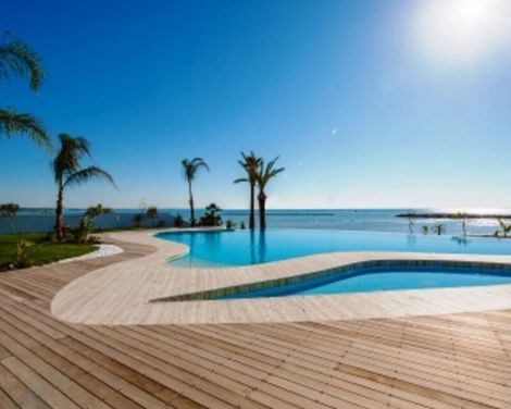 Lebay Beach Hotel