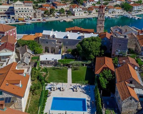 Puteus Palace-1