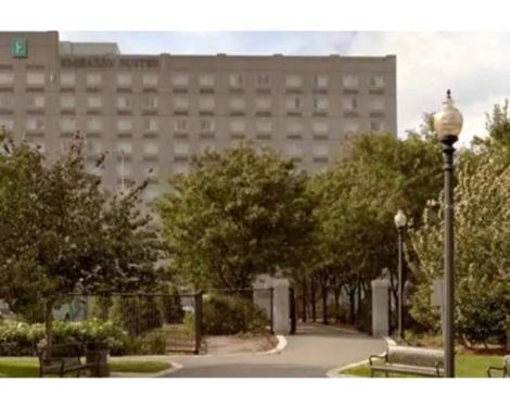 Embassy Suites by Hilton Boston at Logan Airport-3
