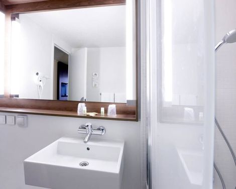 Campanile Les Ulis-3