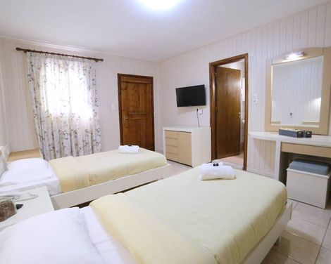 Idi Hotel