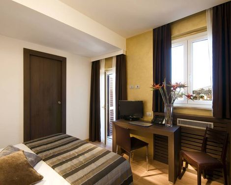Trevi-3