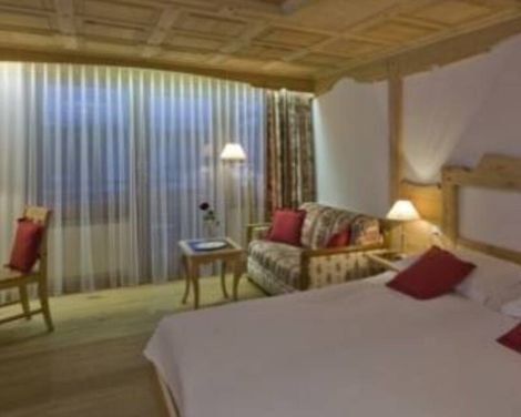Swiss Alpine Hotel Allalin