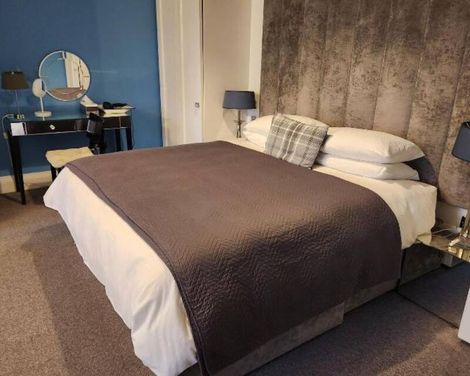 15Glasgow Bed & Breakfast