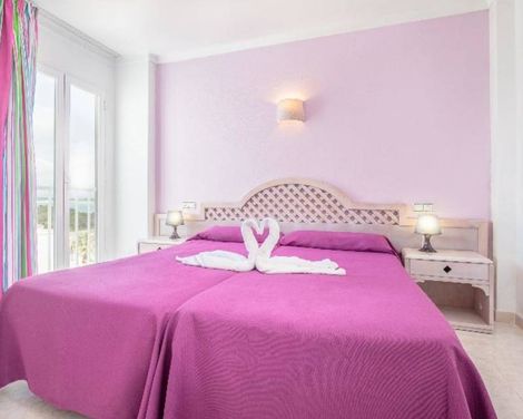 Andreas Apartments