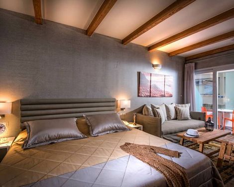 Omiros Boutique Hotel
