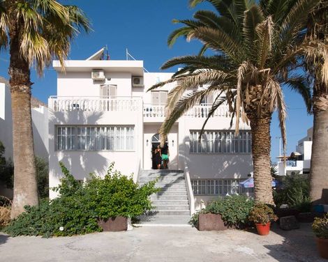 Kamari Blu Boutique Hotel