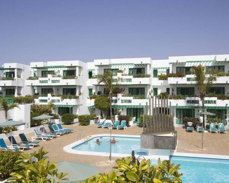 Nazaret Apartamentos-1