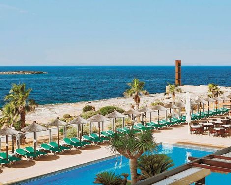 Universal Hotel Romántica