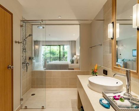 Apsara Beachfront Resort and Villa