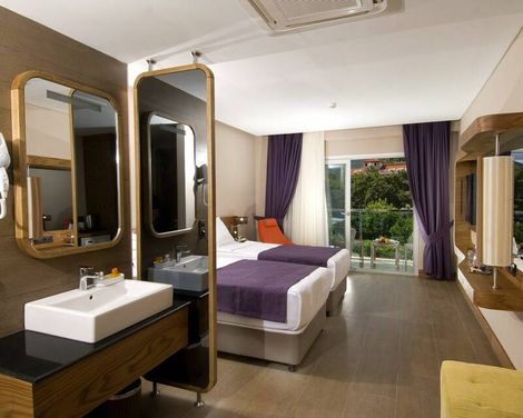 Casa De Maris Spa & Resort Hotel