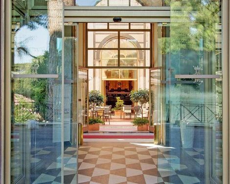 TH Roma - Carpegna Palace Hotel