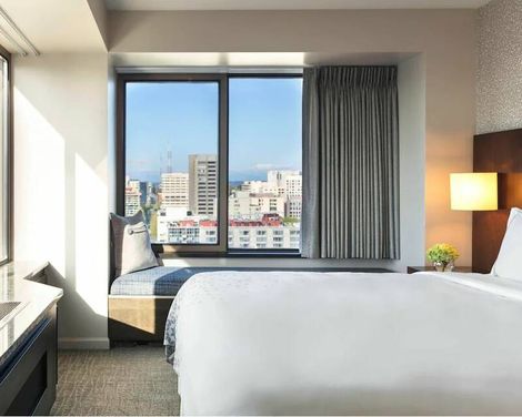 Renaissance Seattle-1