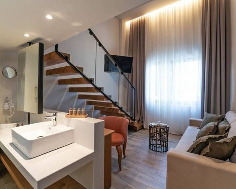 Naillac Boutique Hotel