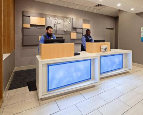Holiday Inn Express Los Angeles LAX Airport-1