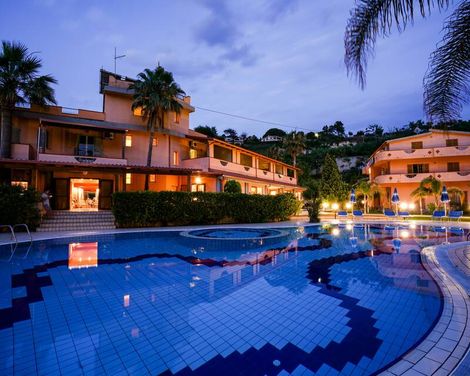 Hotel Villaggio Old River