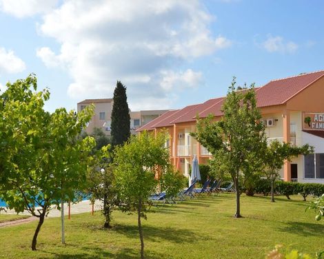 Aggelos Family Hotel