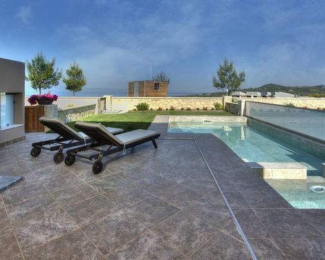 Sunny Villas Resort & Spa