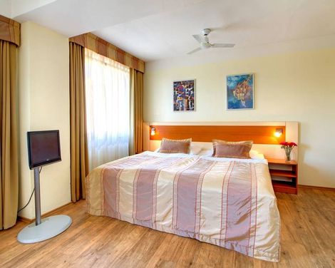 Aida Hotel