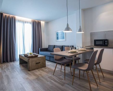 SpotApart Residences
