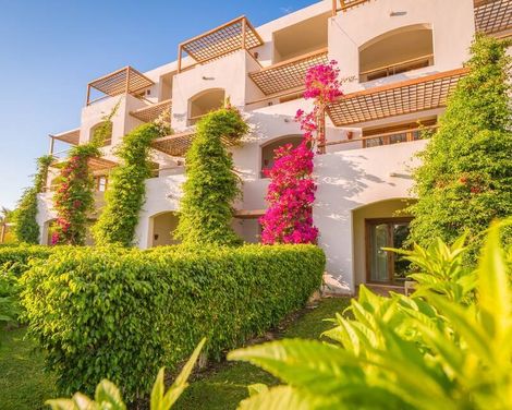 Fort Arabesque - The West Bay