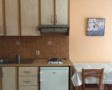 Helen's Studios & Apartments