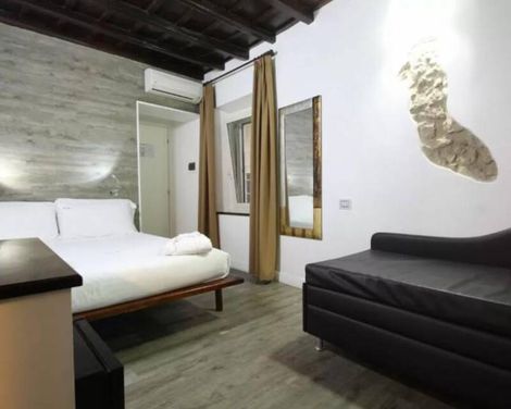 iRooms Spanish Steps