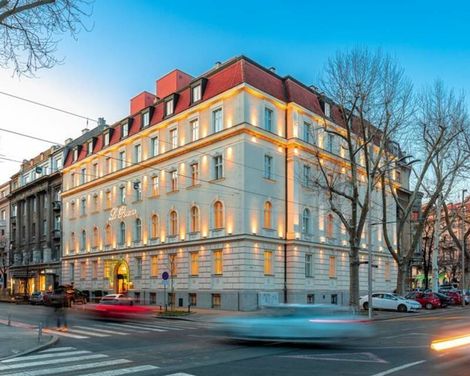 Hotel Le Premier-0