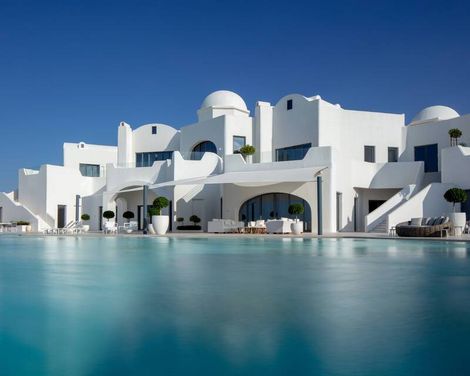 Anantara Retreat Santorini Abu Dhabi