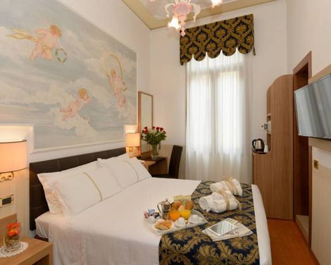 UNAHOTELS Ala Venezia-0