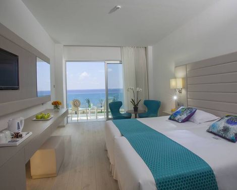 King Evelthon Beach Hotel and Resort-3