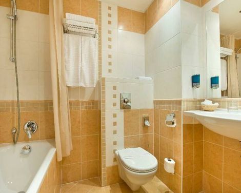 EA Hotel Rokoko