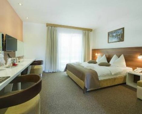Hotel Mirjana & Rastoke-1