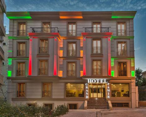 Grand Pamir Hotel