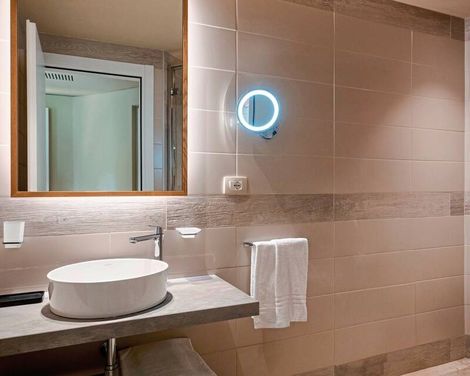 Mangia's Brucoli, Sicily, Autograph Collection-0