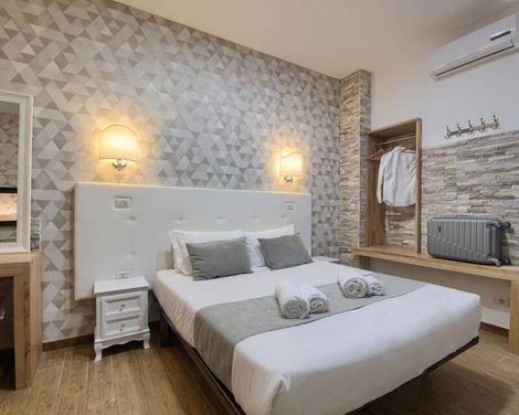 Domus Pietro Inn