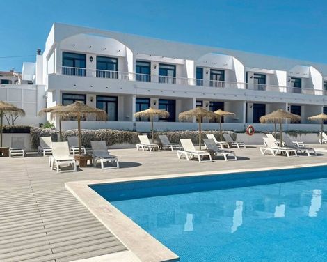 Hotel Apartamentos Beach Club Menorca