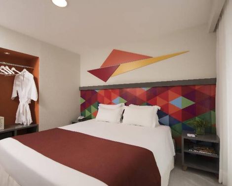 Novus Plaza Hodelpa